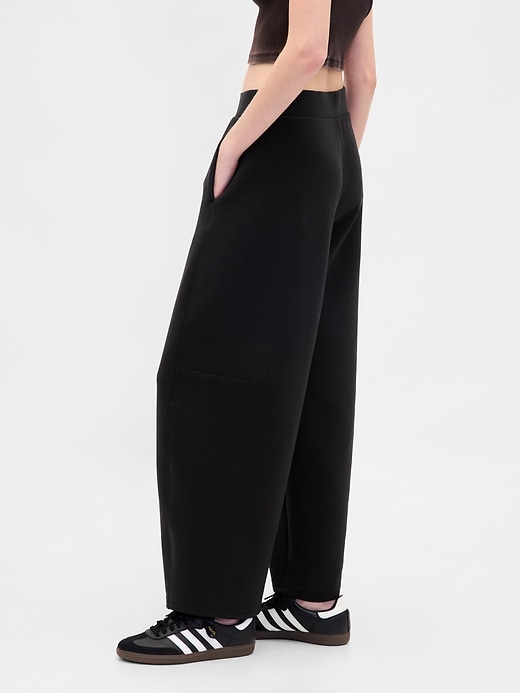 Image number 3 showing, GapFit Barrel Sweatpants