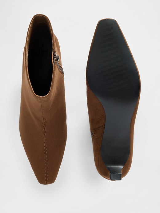 Image number 3 showing, Kitten Heel Pointy Boots