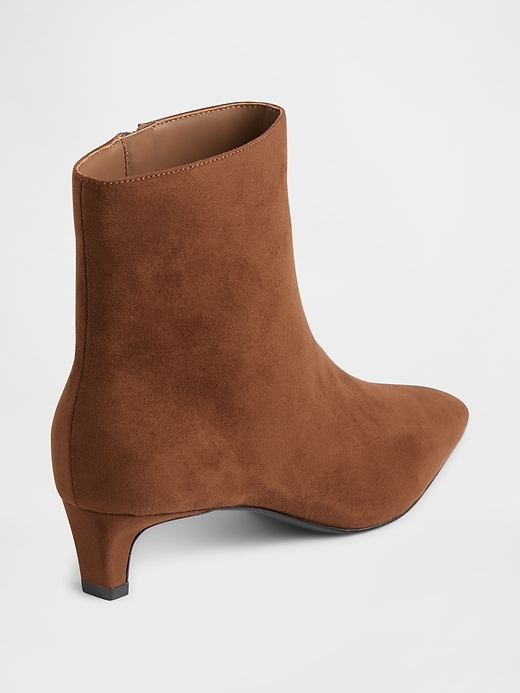 Image number 4 showing, Kitten Heel Pointy Boots