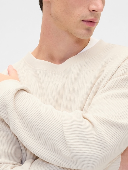 L'image numéro 4 présente T-shirt isotherme surdimensionné épais