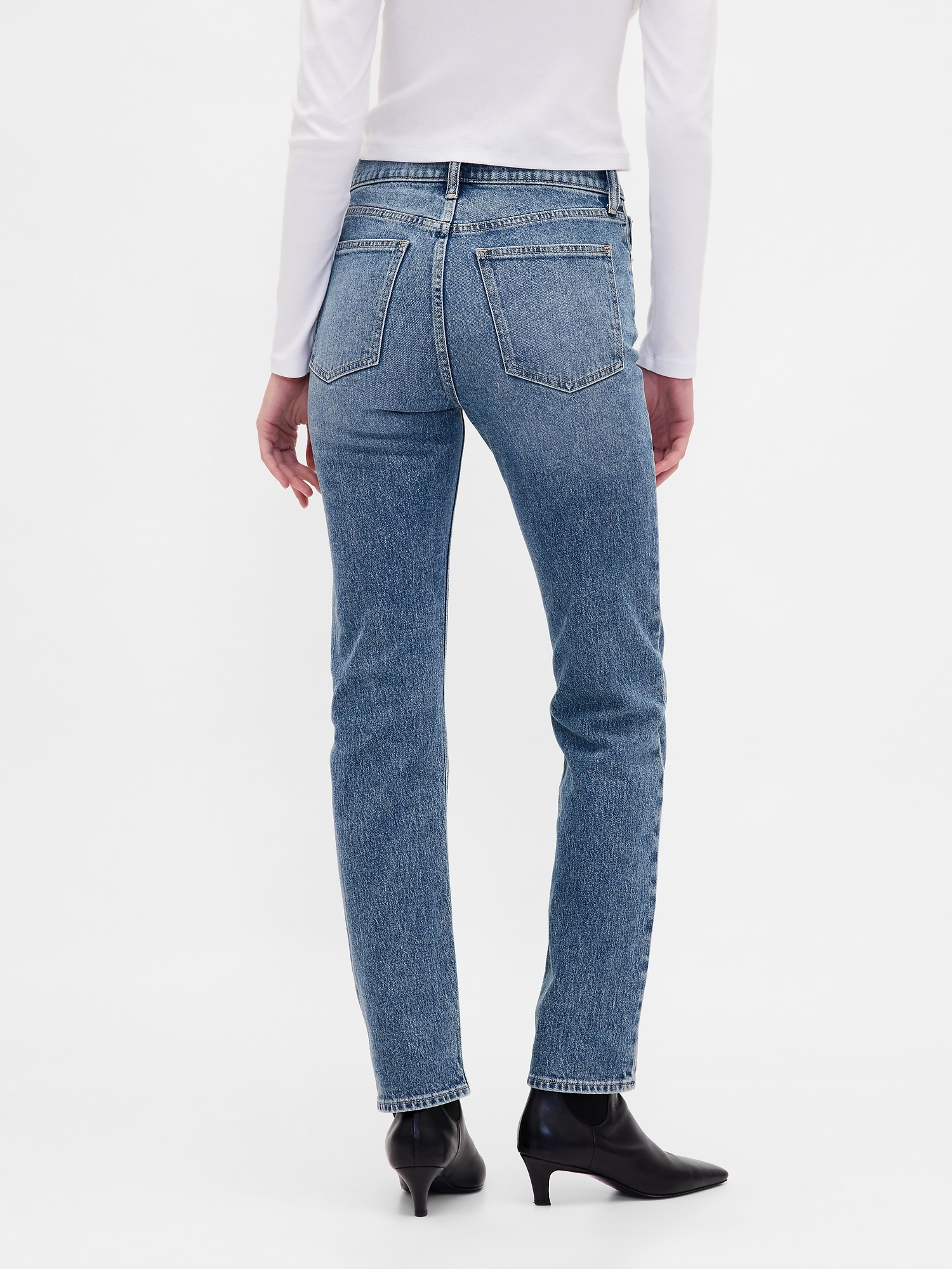 High Rise '90s Slim Straight Jeans