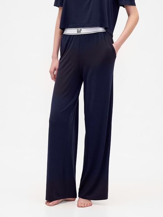 L'image numéro 2 présente Pantalon de pyjama en modal à logo.