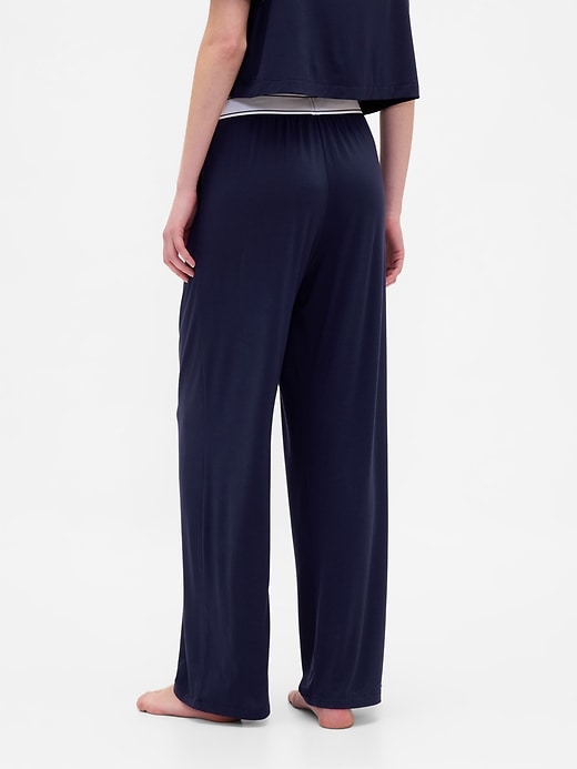 L'image numéro 4 présente Pantalon de pyjama en modal à logo.