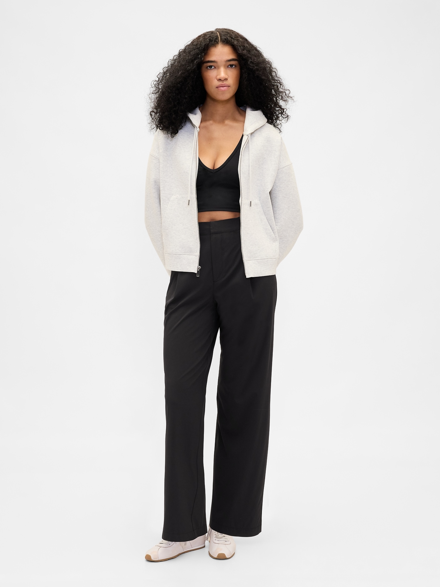 GapFit High Rise Runaround Relaxed Trouser