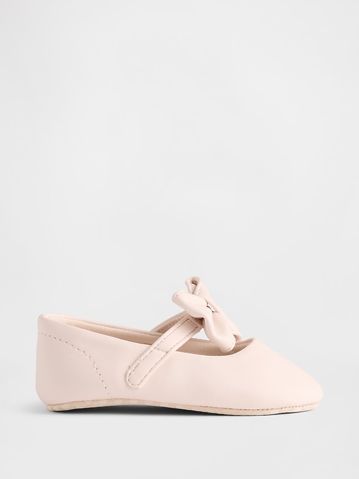 Image number 2 showing, Baby Mary Jane Bow Shoes