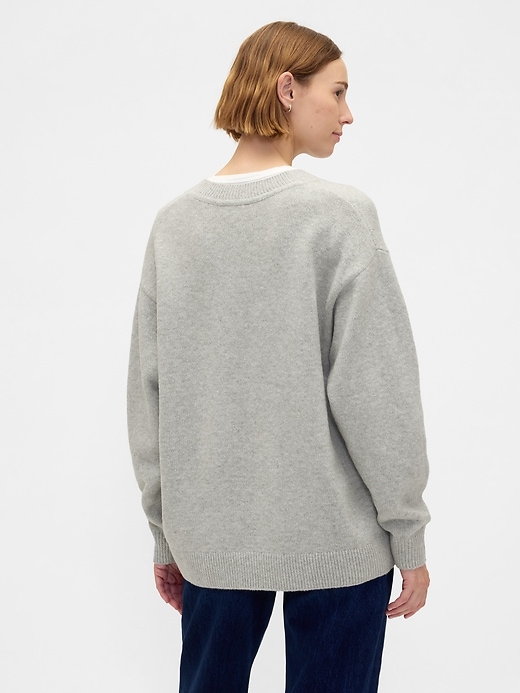 CashSoft Oversized V-Neck Sweater