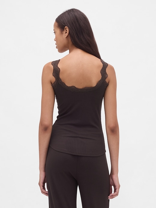 L'image numéro 3 présente Camisole de pyjama en dentelle finement côtelée