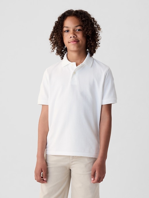 L'image numéro 1 présente Polo d’uniforme pour Enfant