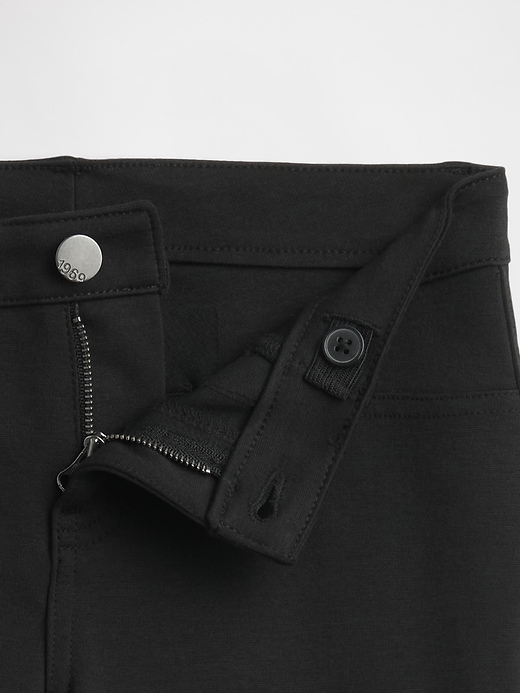 L'image numéro 5 présente Pantalon d'uniforme en tricot ponte pour Enfant