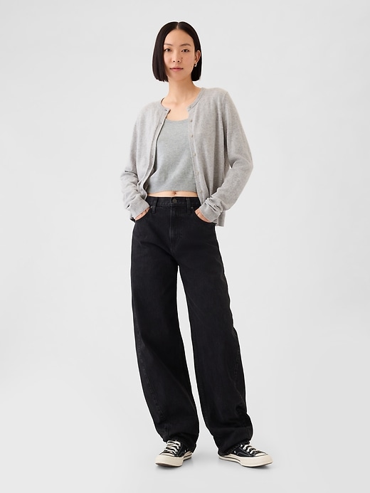 L'image numéro 3 présente Camisole courte Effet cachemire