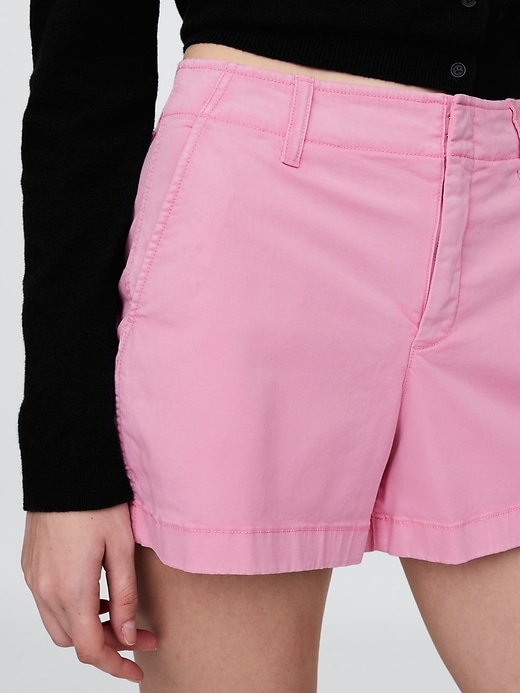 L'image numéro 8 présente Short kaki urbain, entrejambe de 10 cm