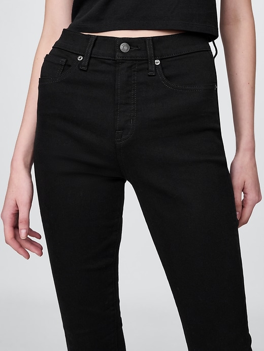 L'image numéro 8 présente Jean vraiment moulant à taille haute