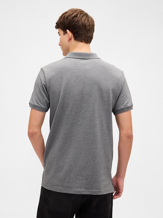 L'image numéro 2 présente Polo en piqué