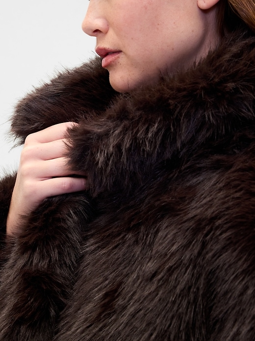 Image number 4 showing, Faux Fur Coat
