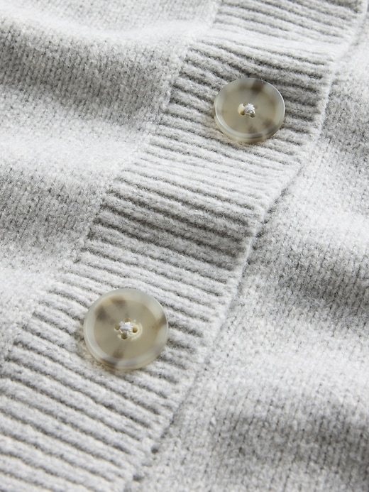 L'image numéro 4 présente Cardigan surdimensionné épais Effet cachemire