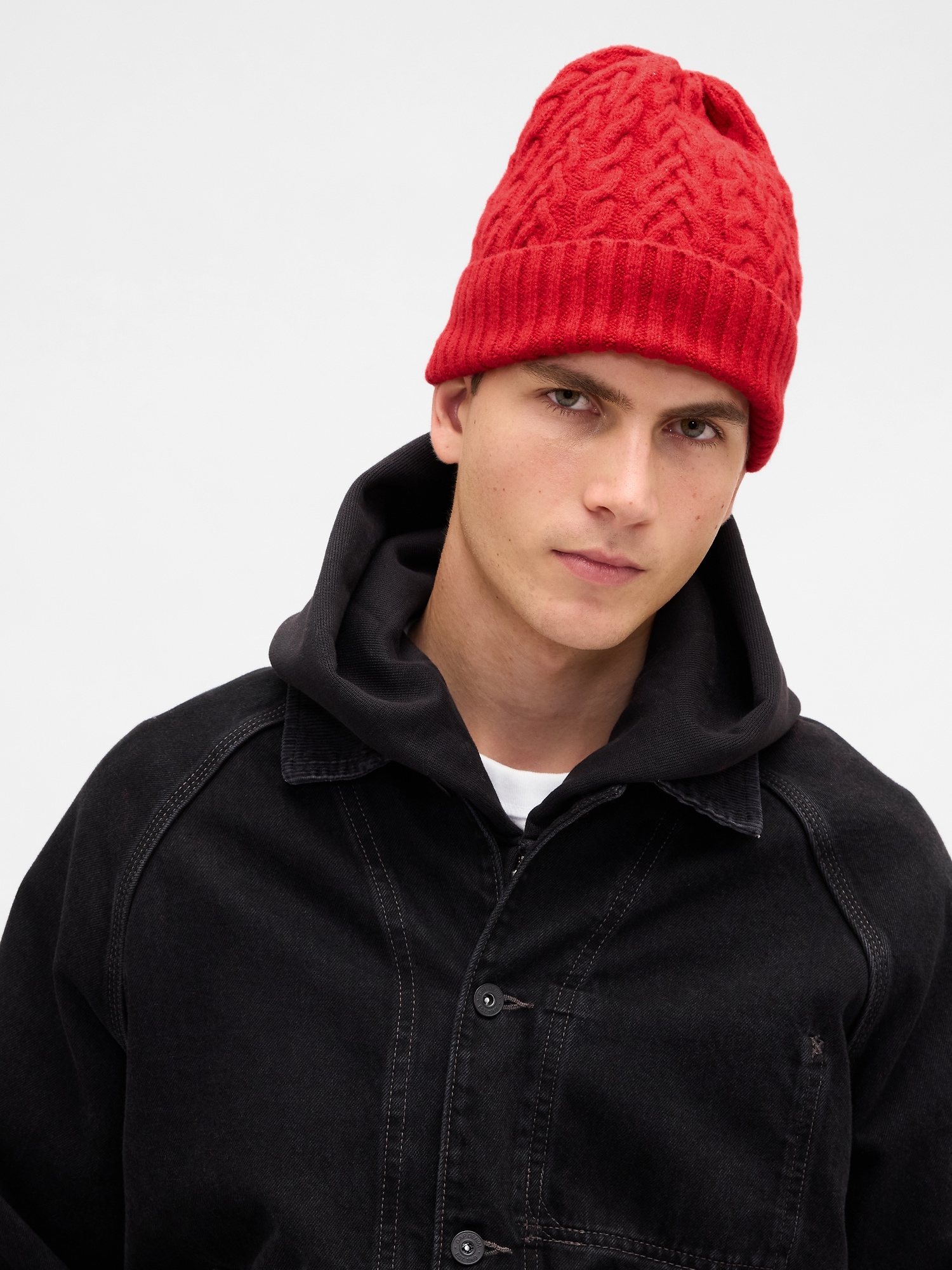CashSoft Cable-Knit Beanie - Modern Red