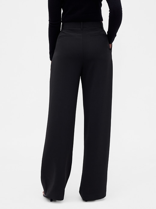 L'image numéro 4 présente Pantalon 365 profilé à taille haute à plis