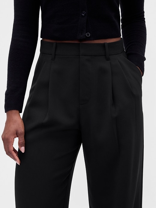 L'image numéro 6 présente Pantalon 365 profilé à taille haute à plis