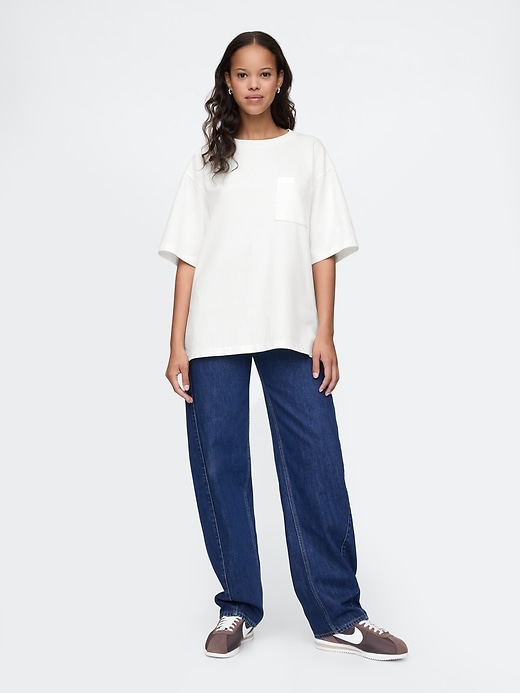 L'image numéro 4 présente T-shirt douillet décontracté à poche pour Adulte