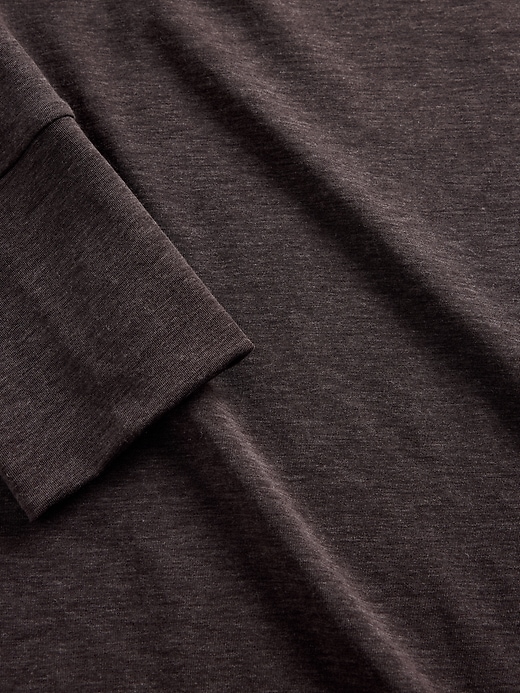 Image number 4 showing, GapFit Breathe T-Shirt