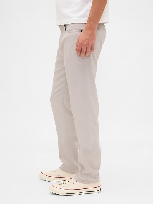 L'image numéro 3 présente Jean urbain étroit