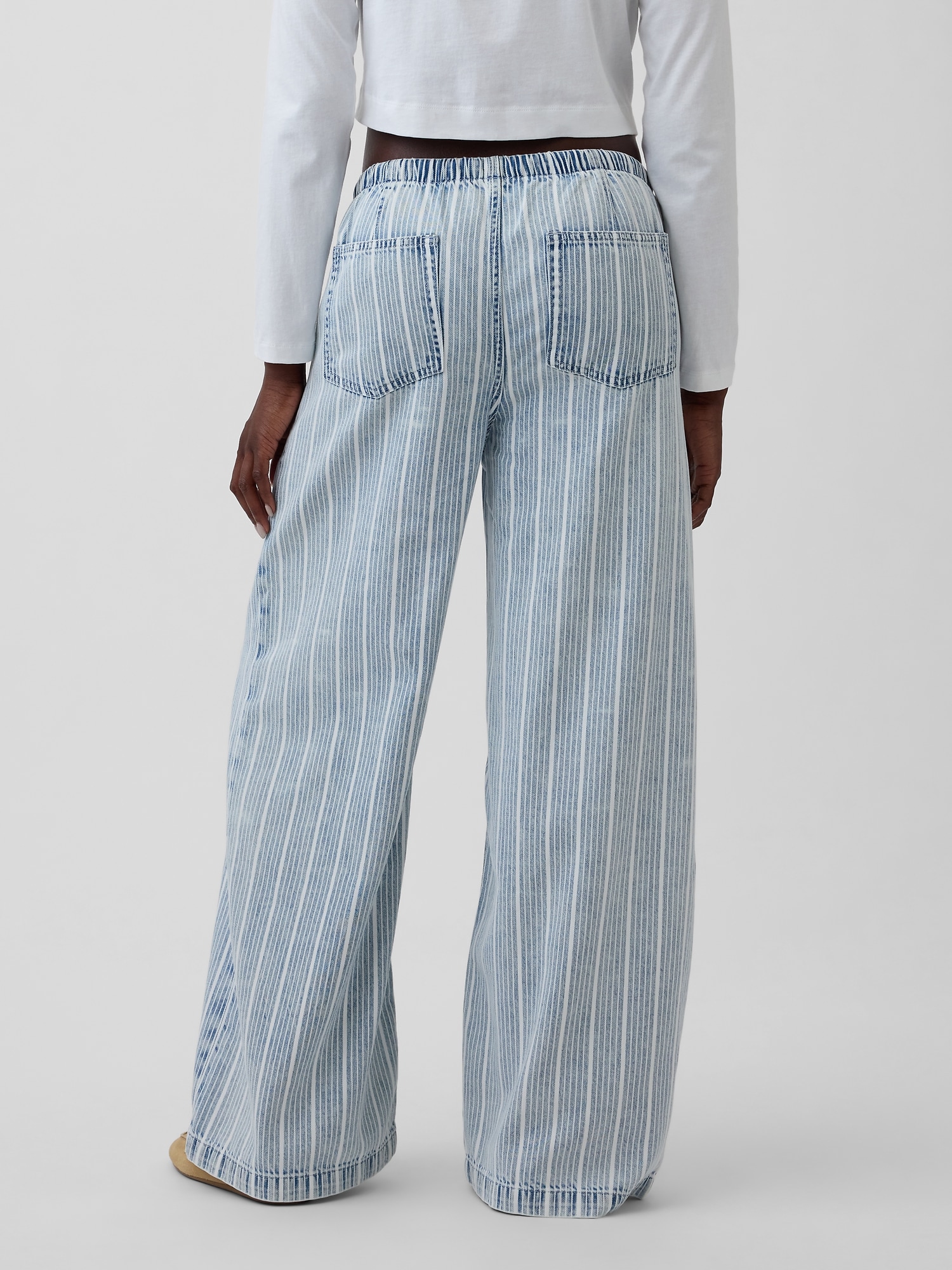 Mid Rise UltraSoft Easy Baggy Jeans