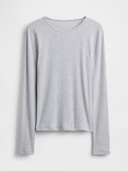 L'image numéro 4 présente T-shirt côtelé moderne