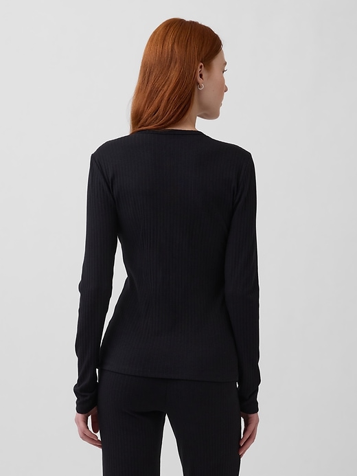 L'image numéro 3 présente Cardigan moderne à côtes large