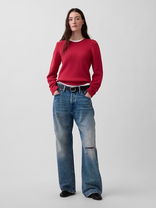 L'image numéro 2 présente Chandail à encolure coulée 100 % coton