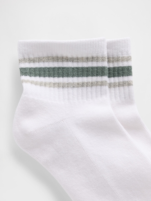 Image number 2 showing, Athletic Quarter Crew Socks