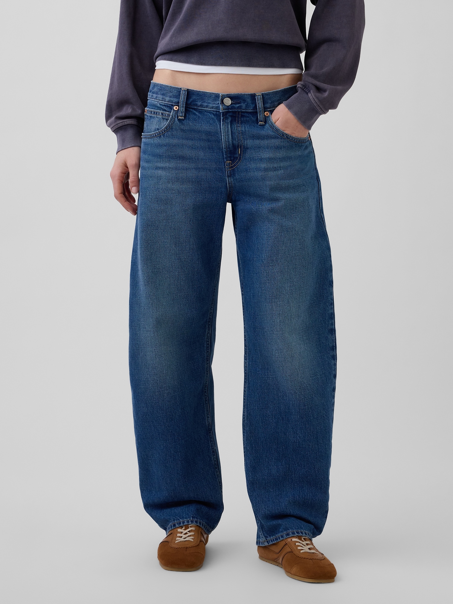 Low Rise Barrel Jeans