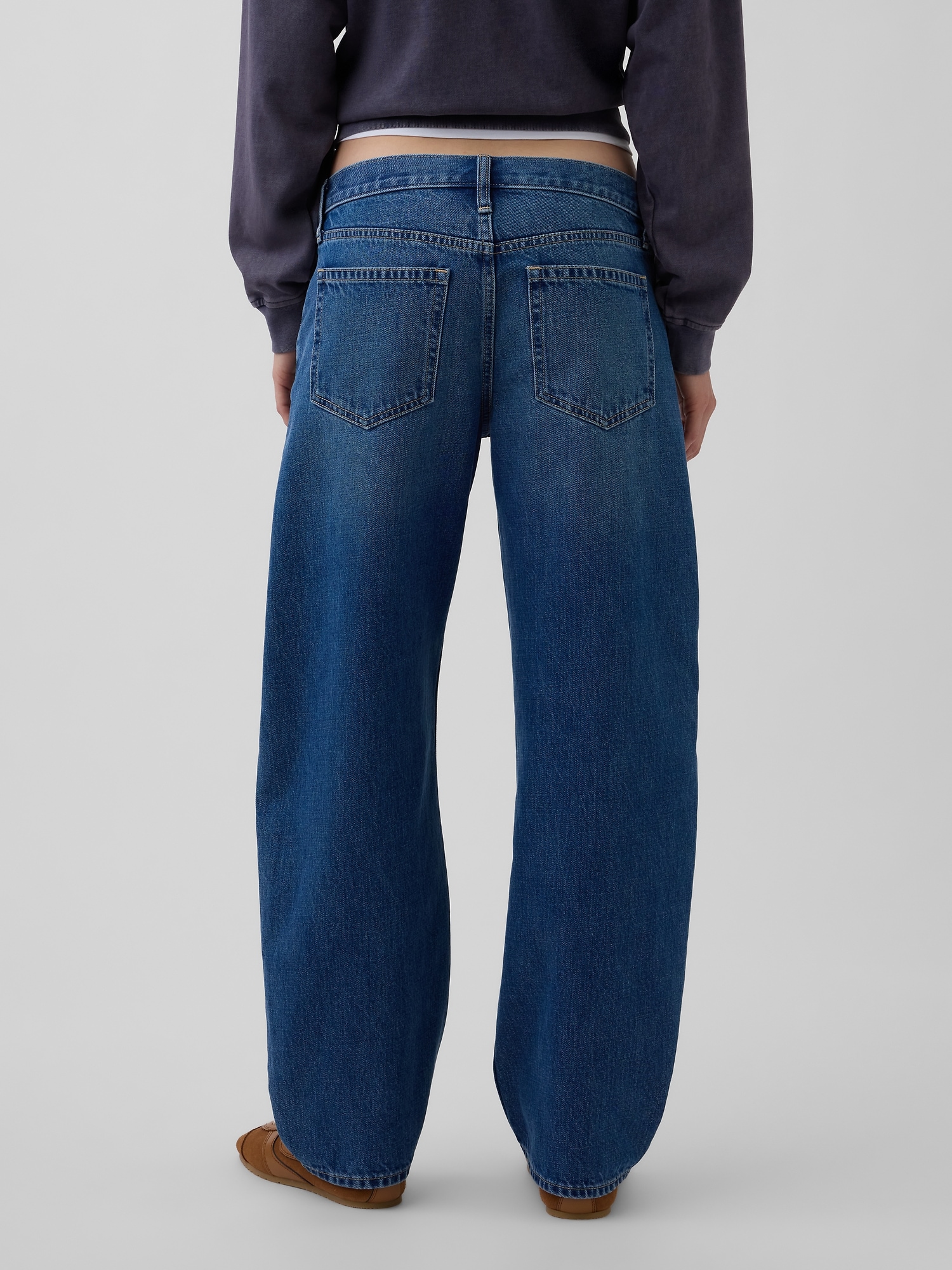 Low Rise Barrel Jeans