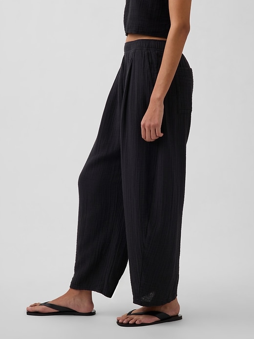 L'image numéro 3 présente Pantalon décontracté coupe baril en gaze de coton