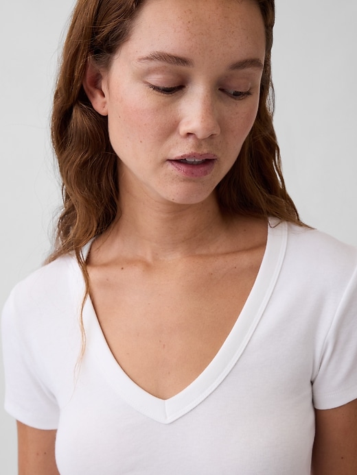 Image number 4 showing, Modern V-Neck T-Shirt