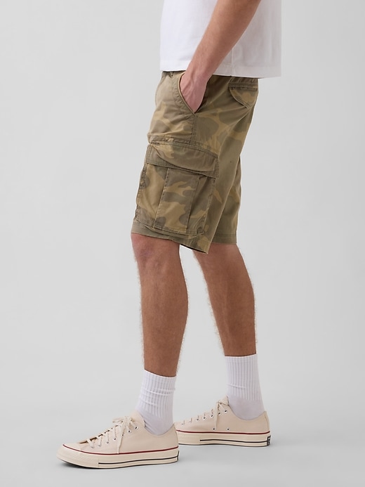Image number 3 showing, Relaxed Cargo Shorts