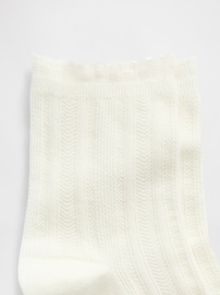 Image number 2 showing, Pointelle Half Crew Socks