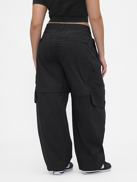 Image number 7 showing, Gap × BÉIS Convertible Cargo Barrel Pants