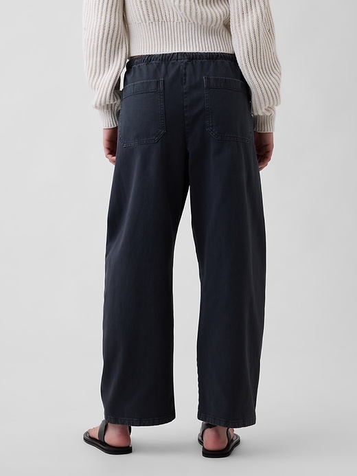 L'image numéro 4 présente Pantalon coupe baril confort à double panneau aux genoux