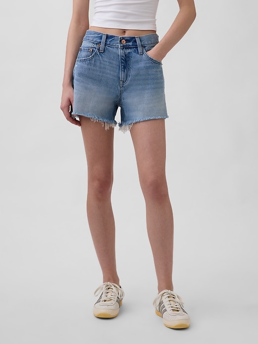Image number 2 showing, 4" Mid Rise UltraSoft Relaxed Cutoff Shorts