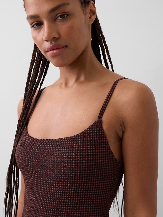 L'image numéro 3 présente Maillot de bain à encolure dégagée