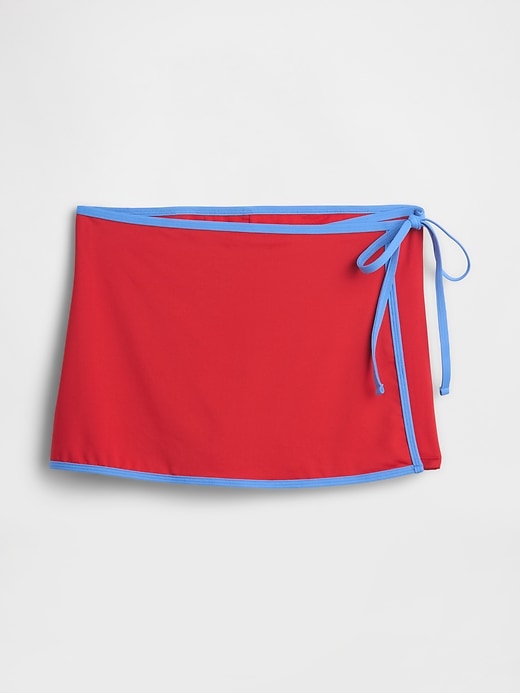L'image numéro 5 présente Jupe-short de bain