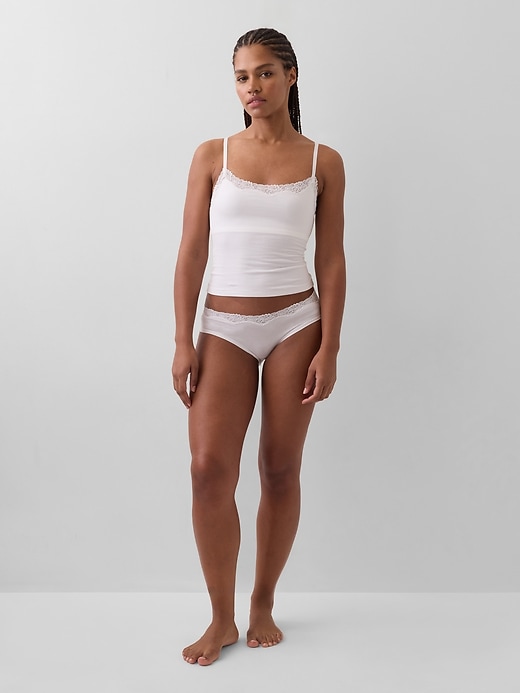 L'image numéro 4 présente Camisole en coton biologique extensible à bordure en dentelle