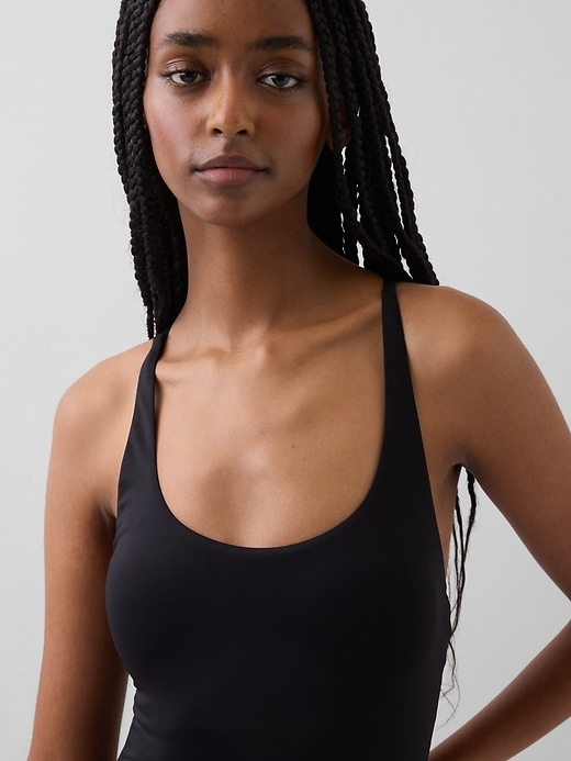 L'image numéro 3 présente Maillot de bain une-pièce à dos croisé