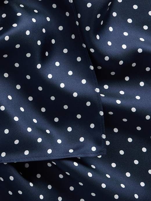 L'image numéro 4 présente Bandana en soie