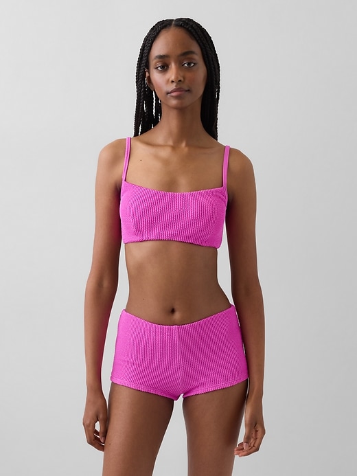 L'image numéro 1 présente Short de baignade taille basse