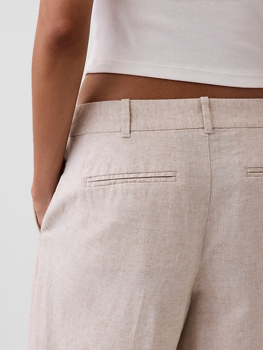 Image number 6 showing, 9" Low Rise Linen-Blend Trouser Shorts