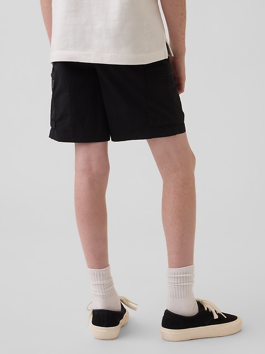 Image number 2 showing, Kids Relaxed Quick-Dry Cargo Shorts