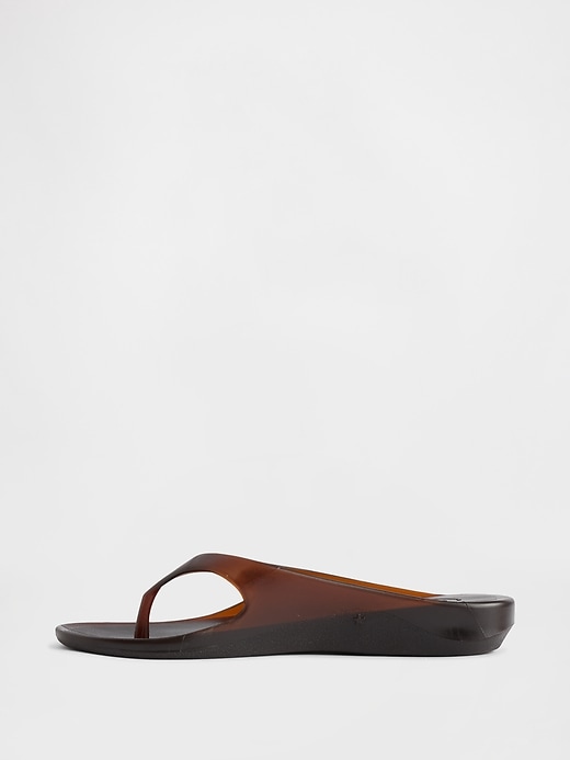 L'image numéro 4 présente Sandales de plage gélifiées