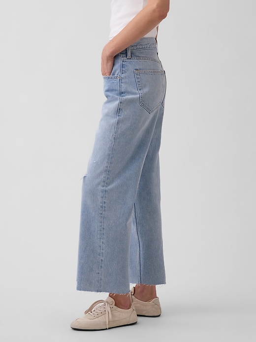 Image number 3 showing, Low Slung Relaxed Crop Jeans