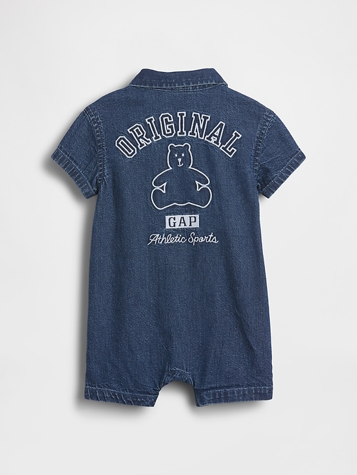 L'image numéro 2 présente Une-pièce court en denim à logo Gap pour Bébé